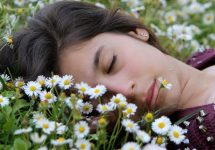 nature-grass-person-plant-girl-woman-1103925-pxhere.com